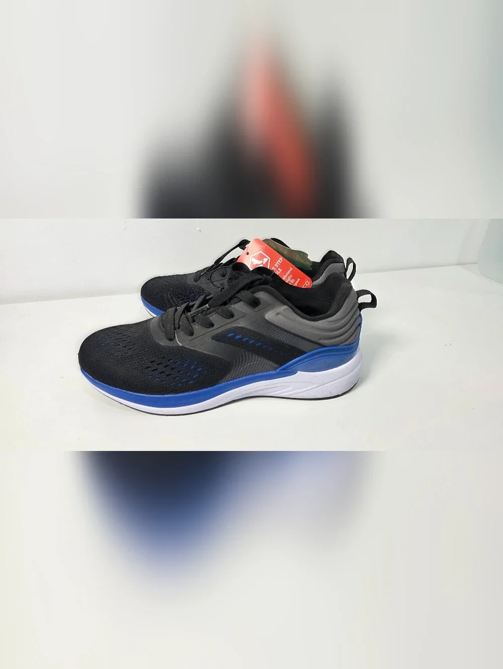 BCG Boys 4.5D Gym Shoes New
